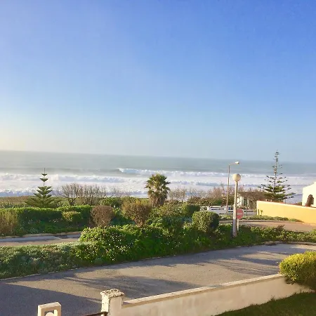 Surf Riders & Co Surf Camp Moinhos Ericeira