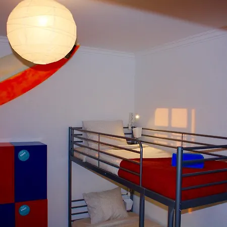 Hostel Surf Riders & Co Surf Camp Moinhos Ericeira