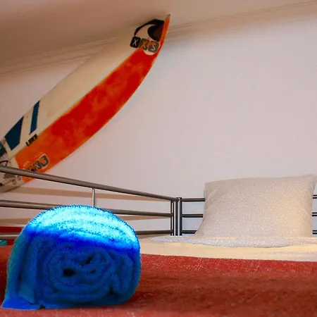 Hostel Surf Riders & Co Surf Camp Moinhos Ericeira