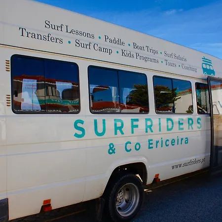 Surf Riders & Co Surf Camp Moinhos Hostel *