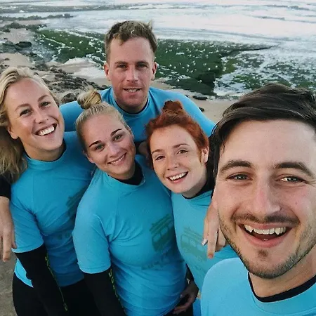 Surf Riders & Co Surf Camp Moinhos Hostel Ericeira