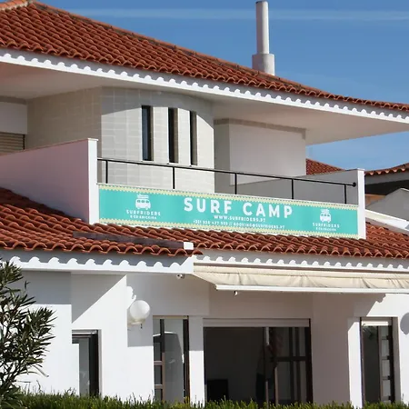 Surf Riders & Co Surf Camp Moinhos