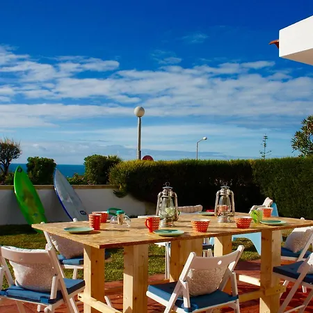 Surf Riders & Co Surf Camp Moinhos Хостел *