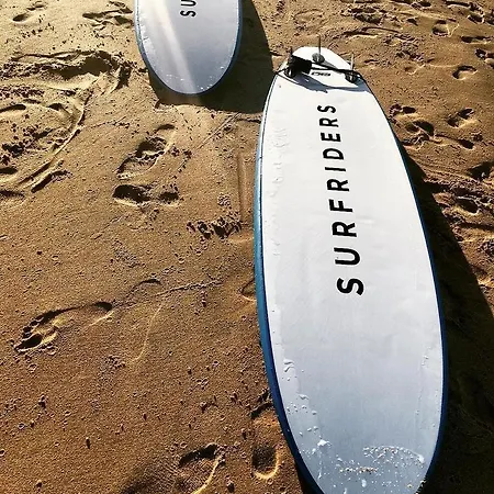 Хостел Surf Riders & Co Surf Camp Moinhos *